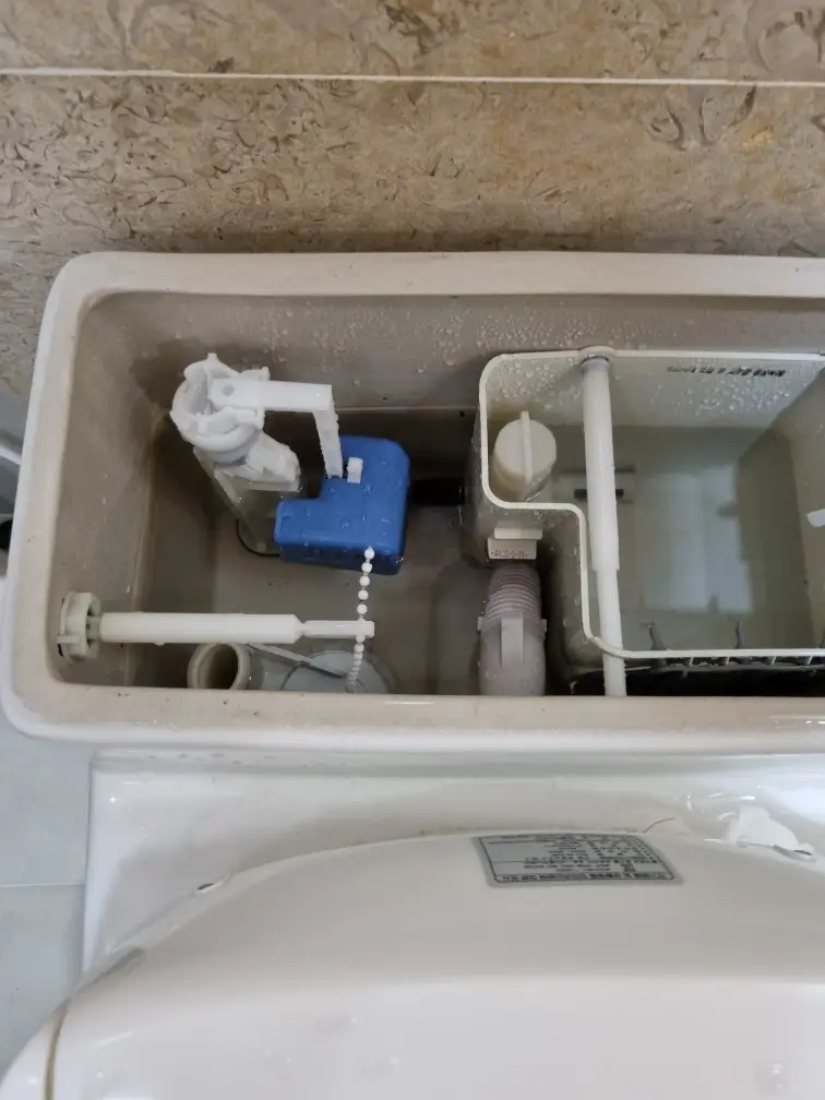 변기 부품 교체로 물내림 문제 완벽 해결! 현장 작업 이야기